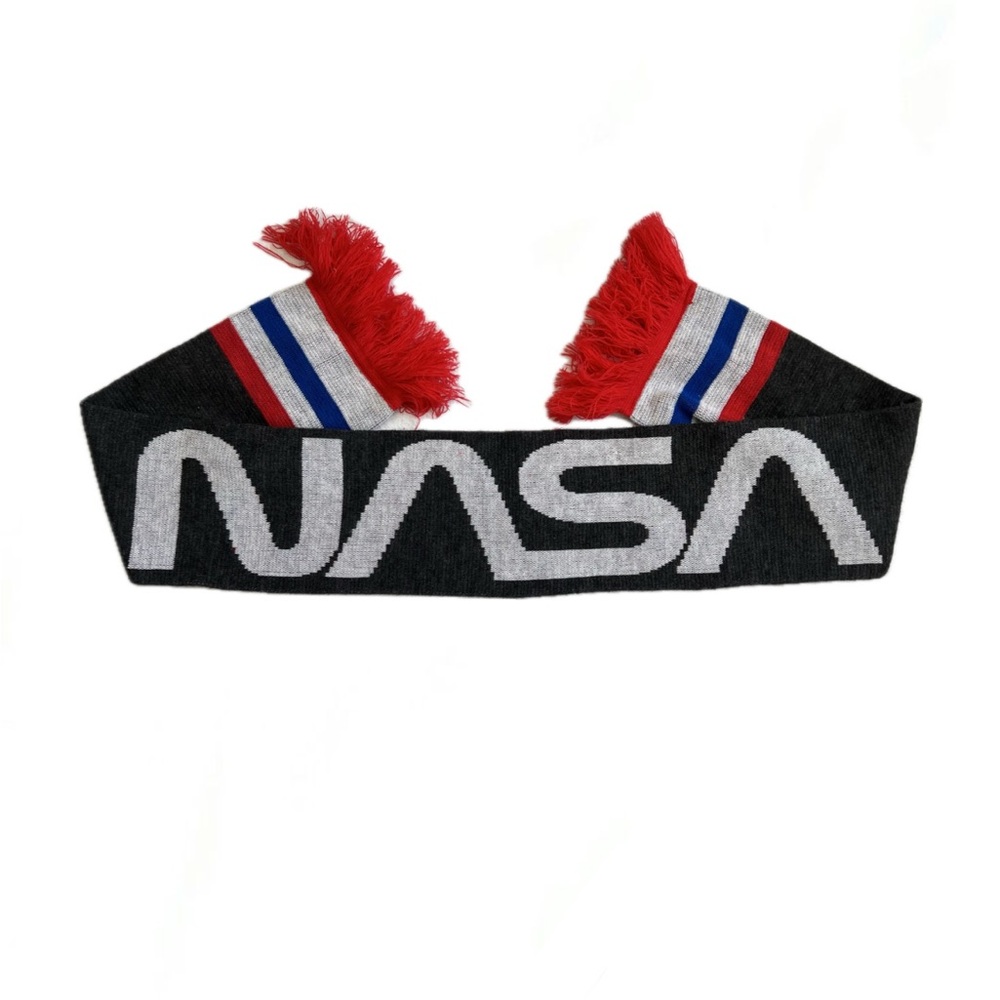 Lootwear Exclusive NASA Knit Scarf